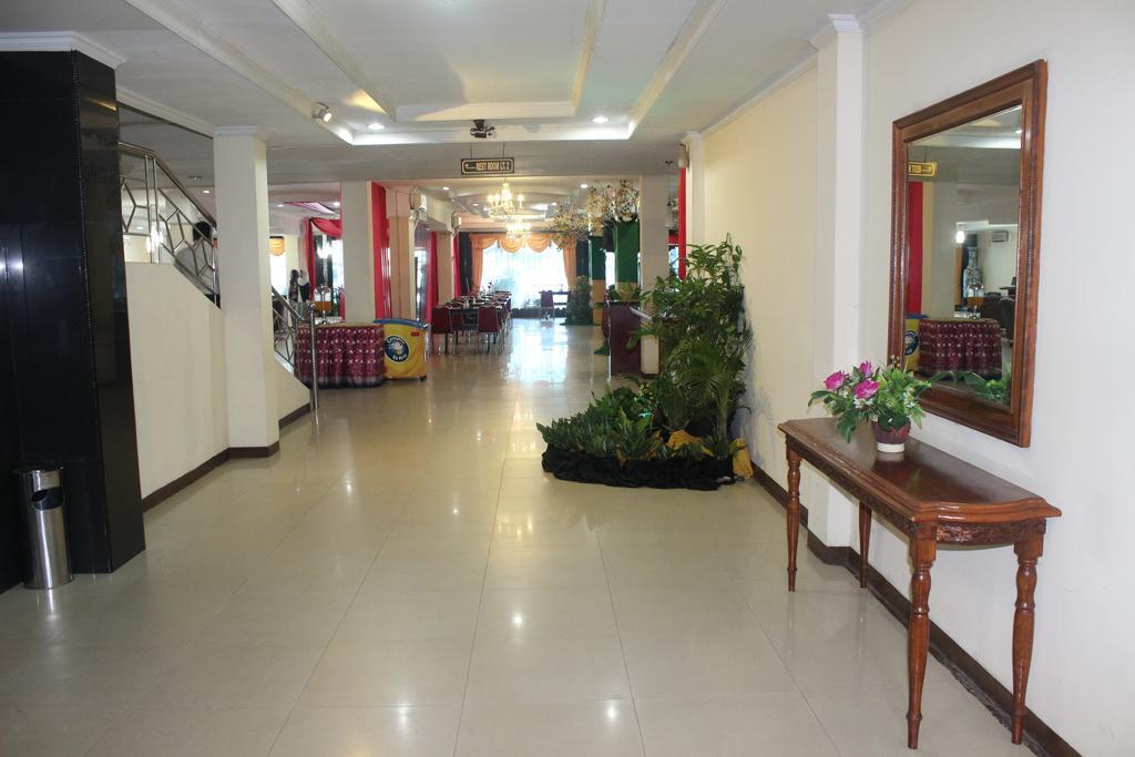 Hotel Duta Palembang Extérieur photo