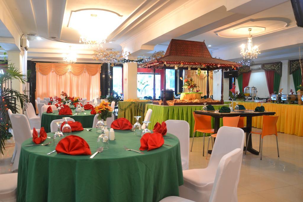 Hotel Duta Palembang Extérieur photo